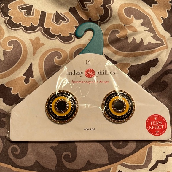 Brand New Lindsay Phillips Interchangeable Snaps - Picture 1 of 2